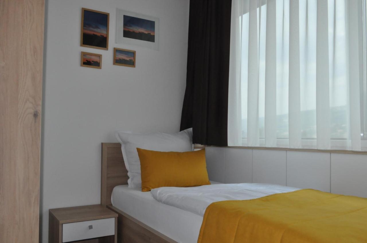 Hotel Novitas ลิฟโน ภายนอก รูปภาพ