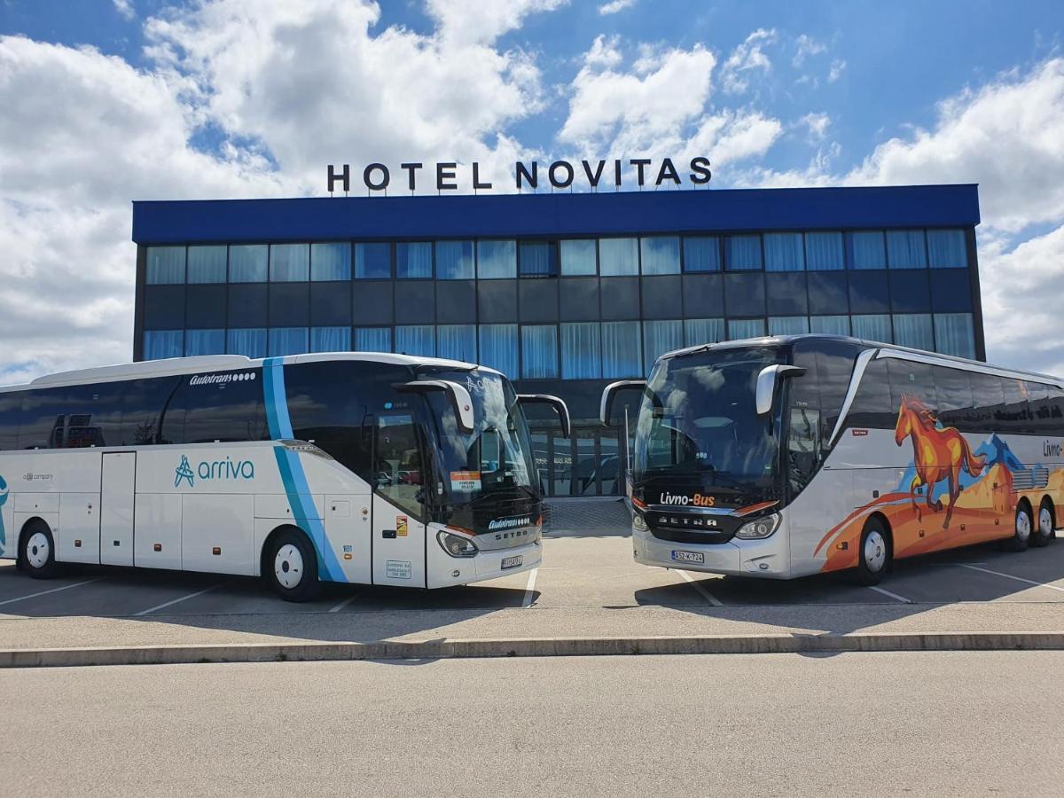 Hotel Novitas ลิฟโน ภายนอก รูปภาพ